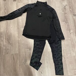ZYIA Reflective Set- Pullover & Leggings